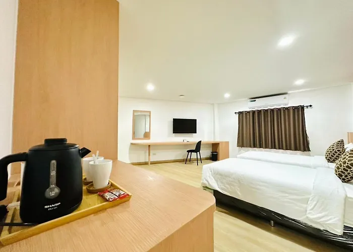 Hotel The Cozy77 - No Parking 3*