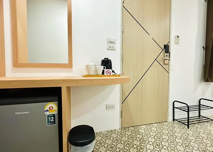 The Cozy77 - No Parking Hotel 3*
