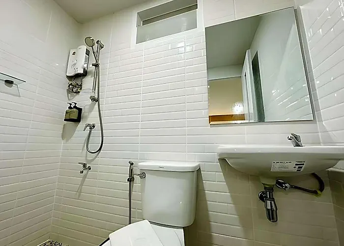 The Cozy77 - No Parking Hotel 3*